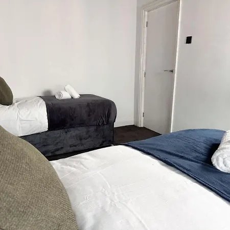 Prime Ts1 Location Walk To Shop, Uni And Transport Tatil Evi Middlesbrough