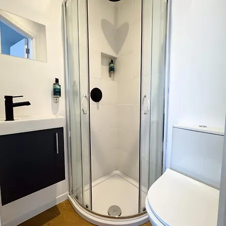 Tatil Evi Prime Ts1 Location Walk To Shop, Uni And Transport